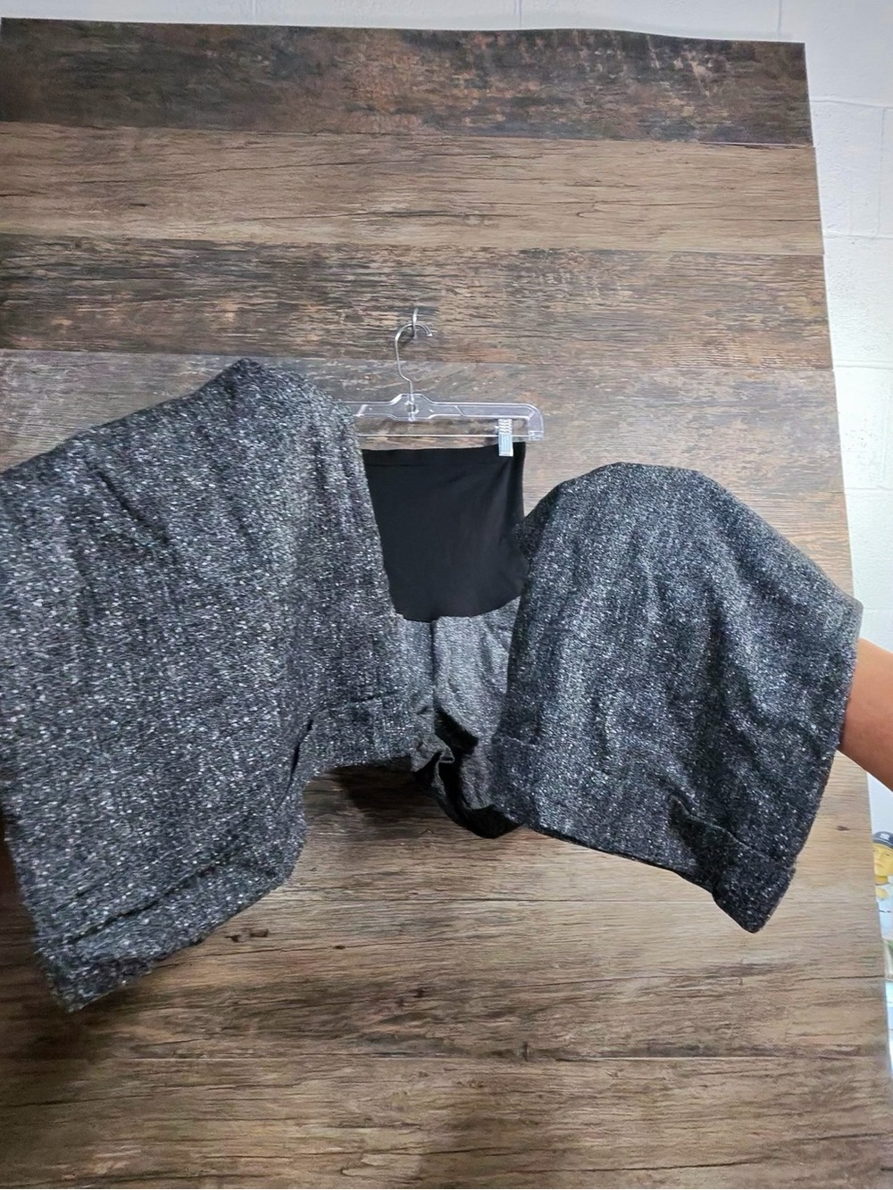 Motherhood Maternity Black & Charcoal Wide-Leg Maternity Jumpsuit Pants - Picture 4 of 10